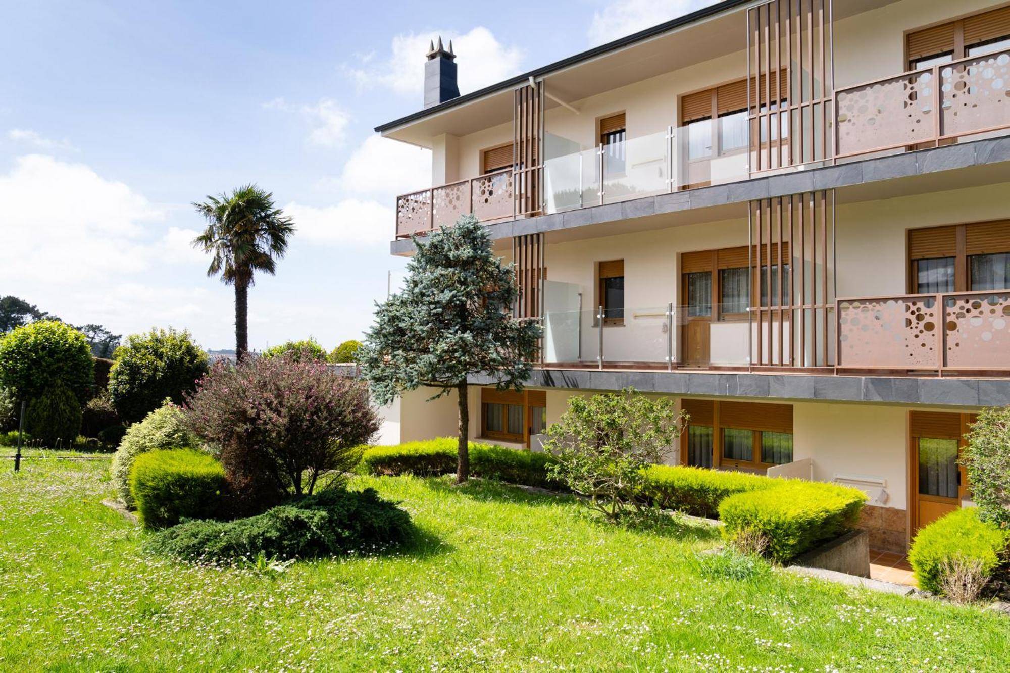Hotel El Pinar Villapedre Exterior photo